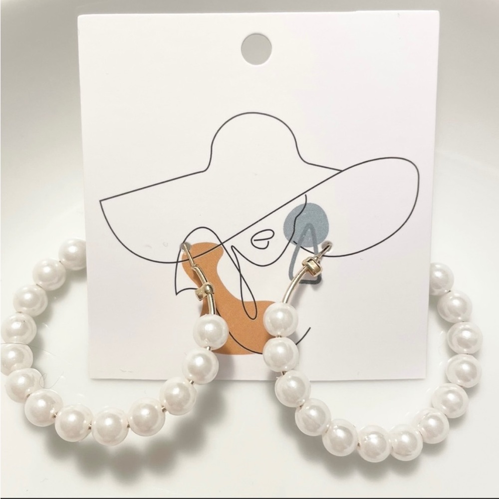 PEARL HOOP EARRINGS